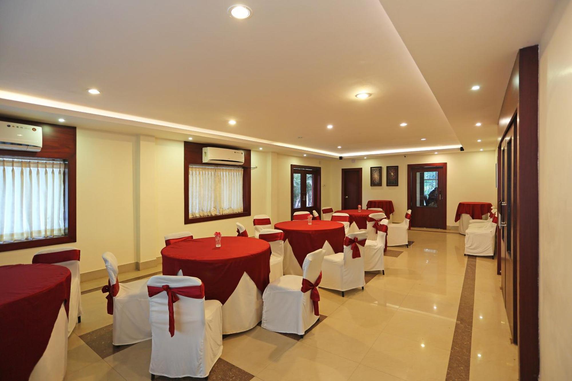 Oyo Stellar Resort Bhubaneswar Eksteriør billede